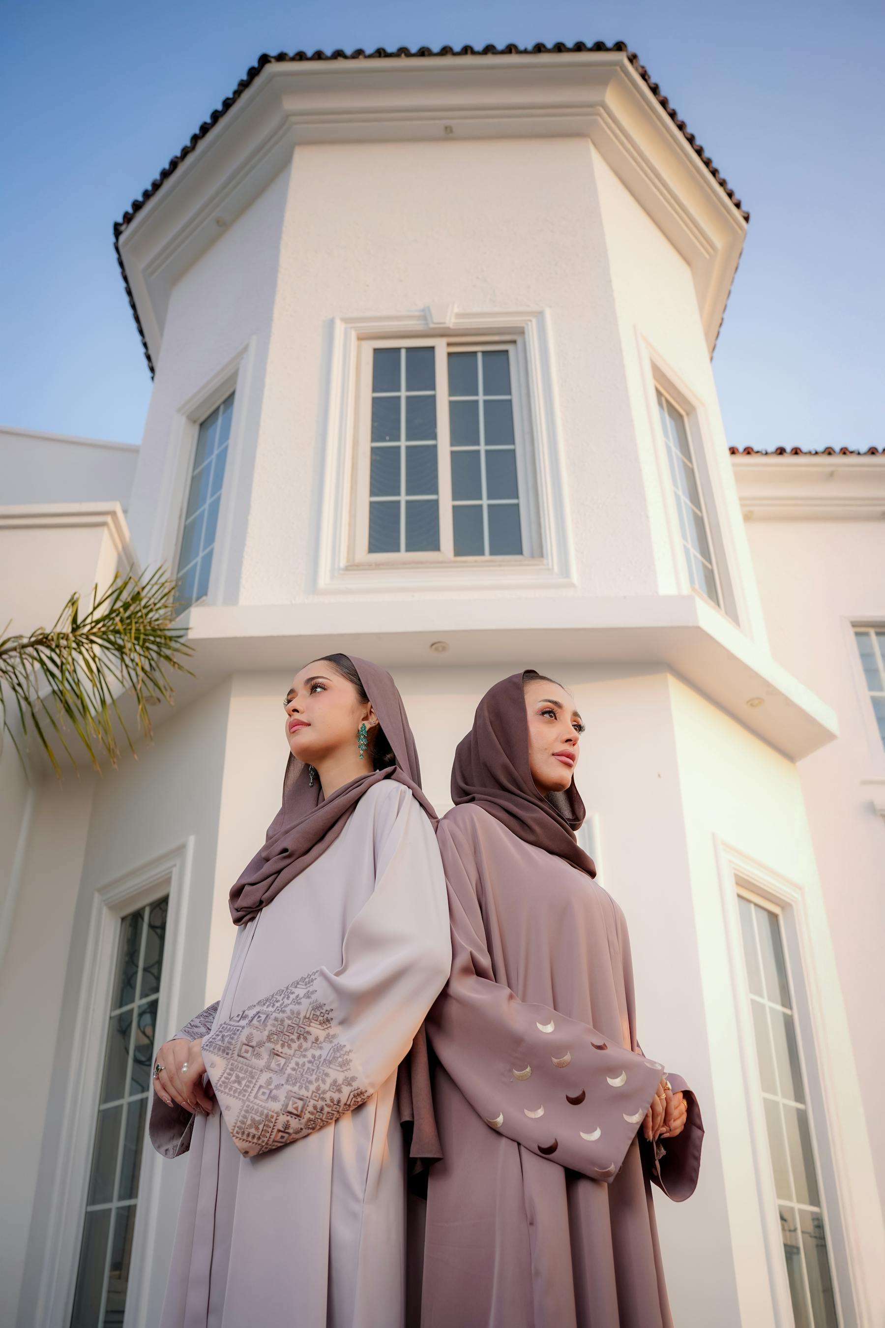 The model wears premium pomfret in soft colors